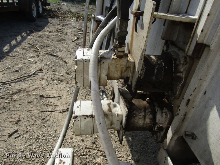 image for item DG1281 Bandit 200XP wood chipper