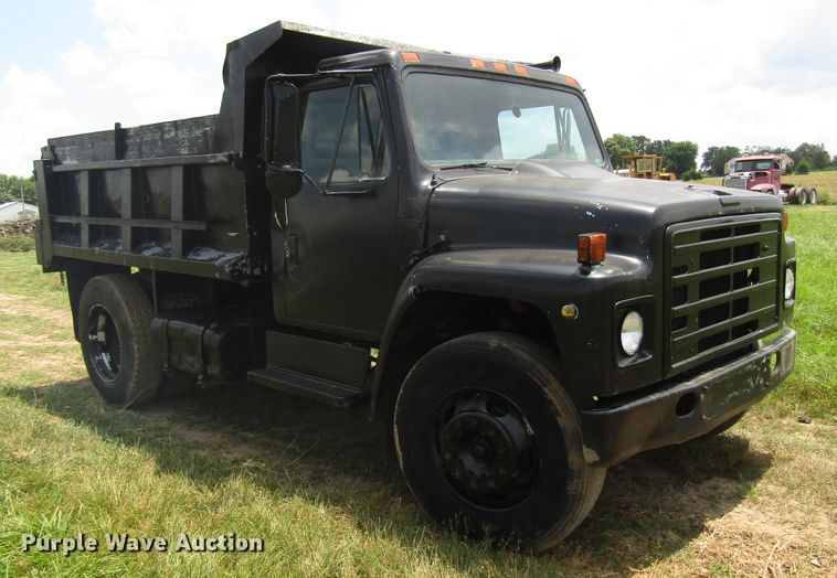 image for item DG1286 1979 International 1854 dump truck