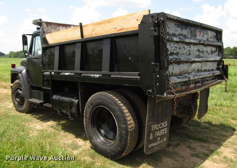 image for item DG1286 1979 International 1854 dump truck