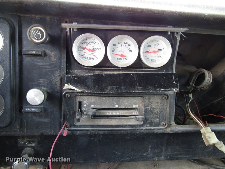 image for item DG1286 1979 International 1854 dump truck