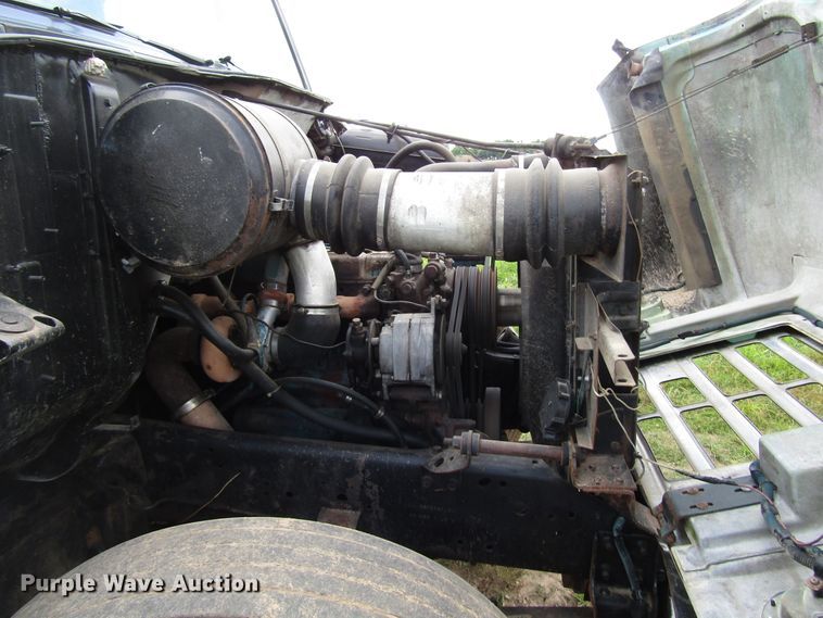 image for item DG1286 1979 International 1854 dump truck