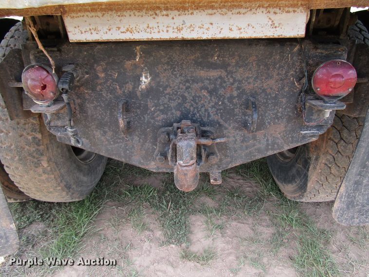 image for item DG1286 1979 International 1854 dump truck