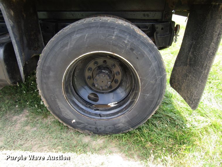 image for item DG1286 1979 International 1854 dump truck