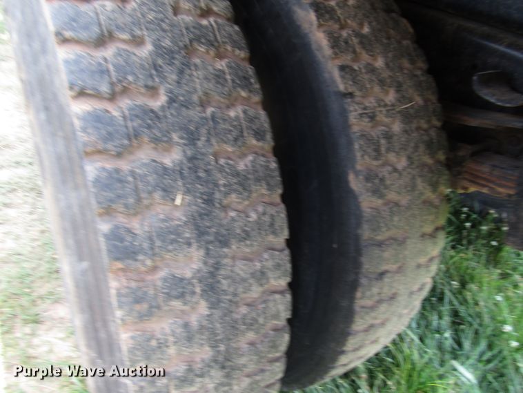 image for item DG1286 1979 International 1854 dump truck