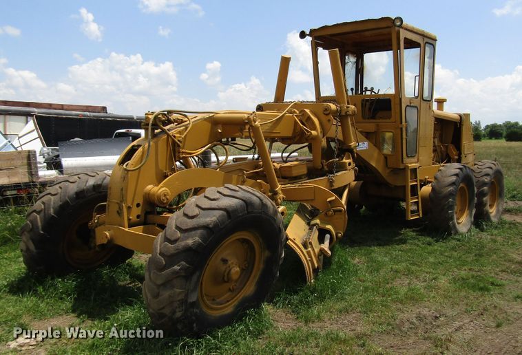 image for item DG1287 Huber motor grader