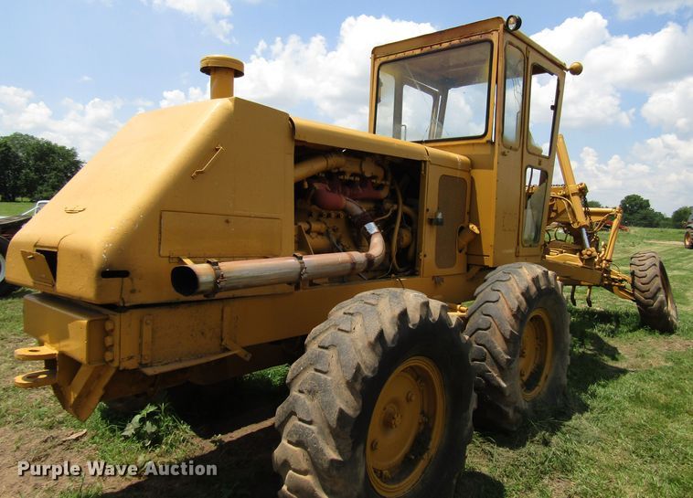 image for item DG1287 Huber motor grader