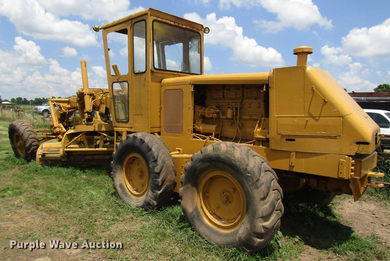 image for item DG1287 Huber motor grader