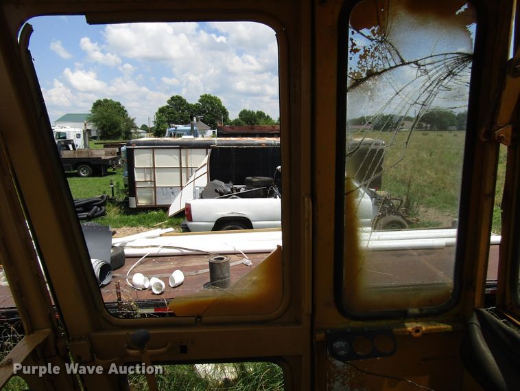 image for item DG1287 Huber motor grader