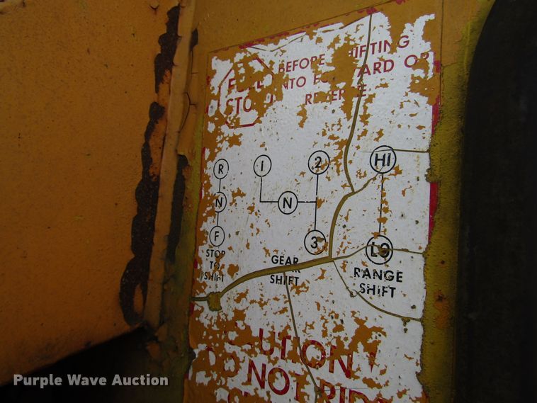 image for item DG1287 Huber motor grader