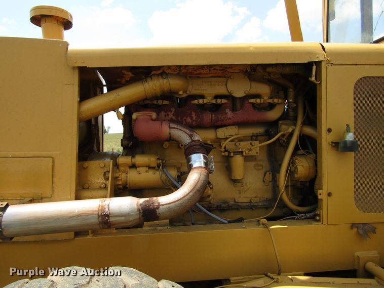 image for item DG1287 Huber motor grader