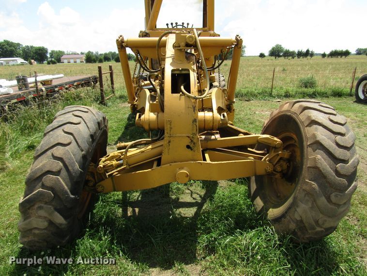image for item DG1287 Huber motor grader