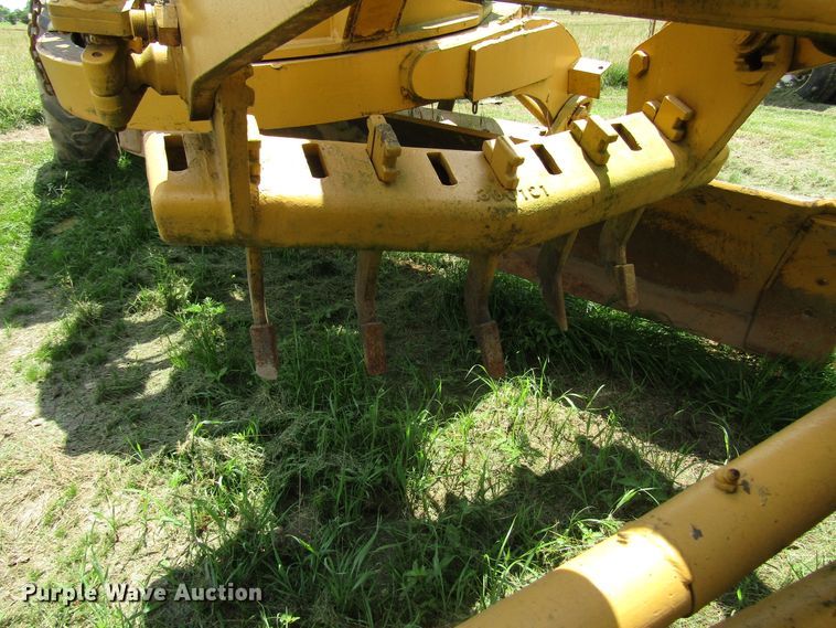 image for item DG1287 Huber motor grader