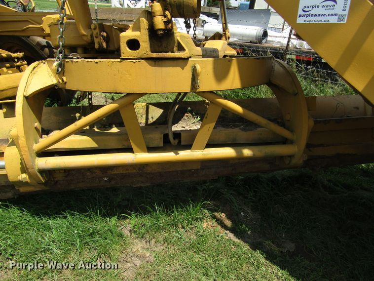 image for item DG1287 Huber motor grader