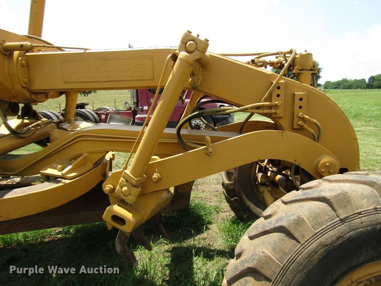 image for item DG1287 Huber motor grader