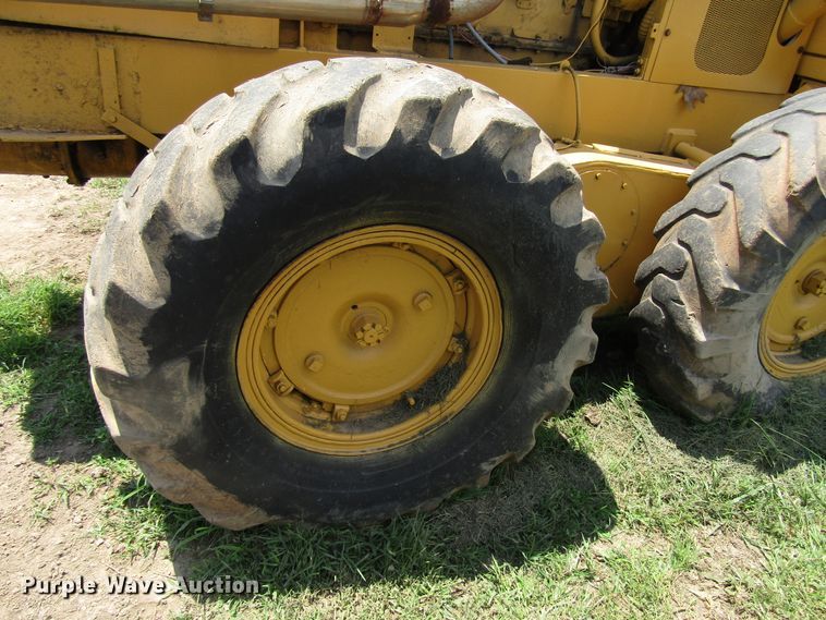 image for item DG1287 Huber motor grader