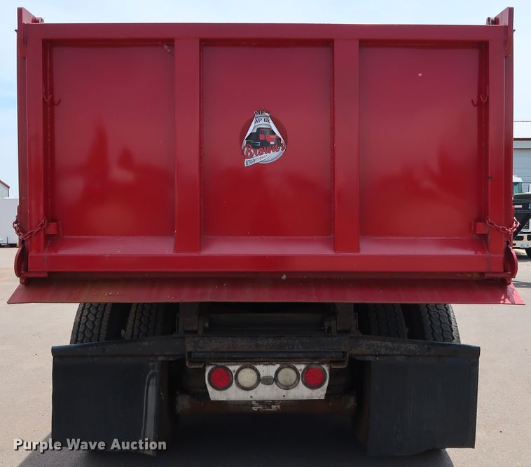 image for item DG3328 2007 Kenworth T800 dump truck