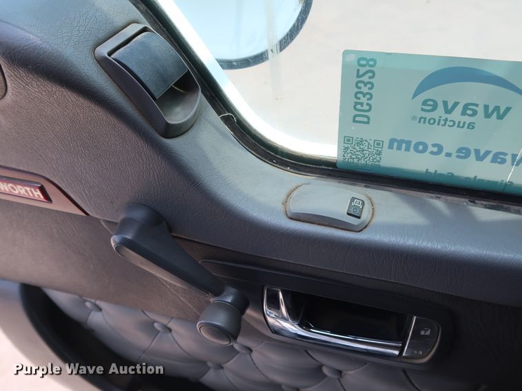 image for item DG3328 2007 Kenworth T800 dump truck