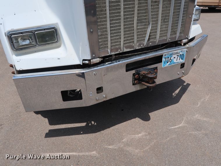 image for item DG3328 2007 Kenworth T800 dump truck