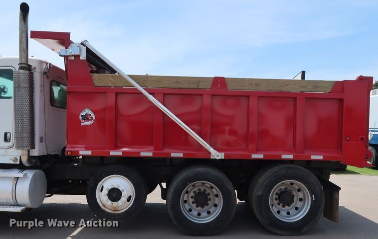 image for item DG3328 2007 Kenworth T800 dump truck