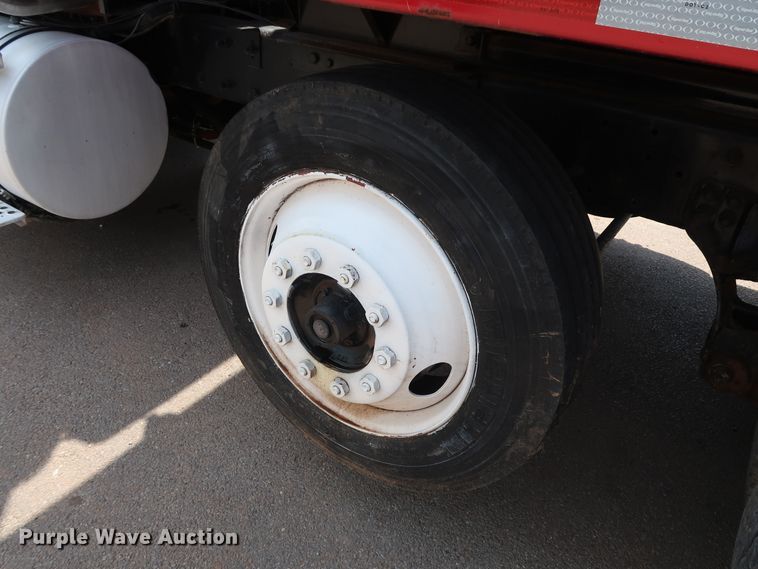 image for item DG3328 2007 Kenworth T800 dump truck