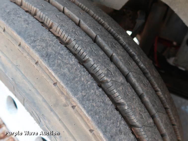 image for item DG3328 2007 Kenworth T800 dump truck