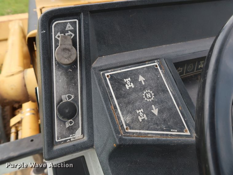 image for item DG3493 1995 Caterpillar 446B backhoe