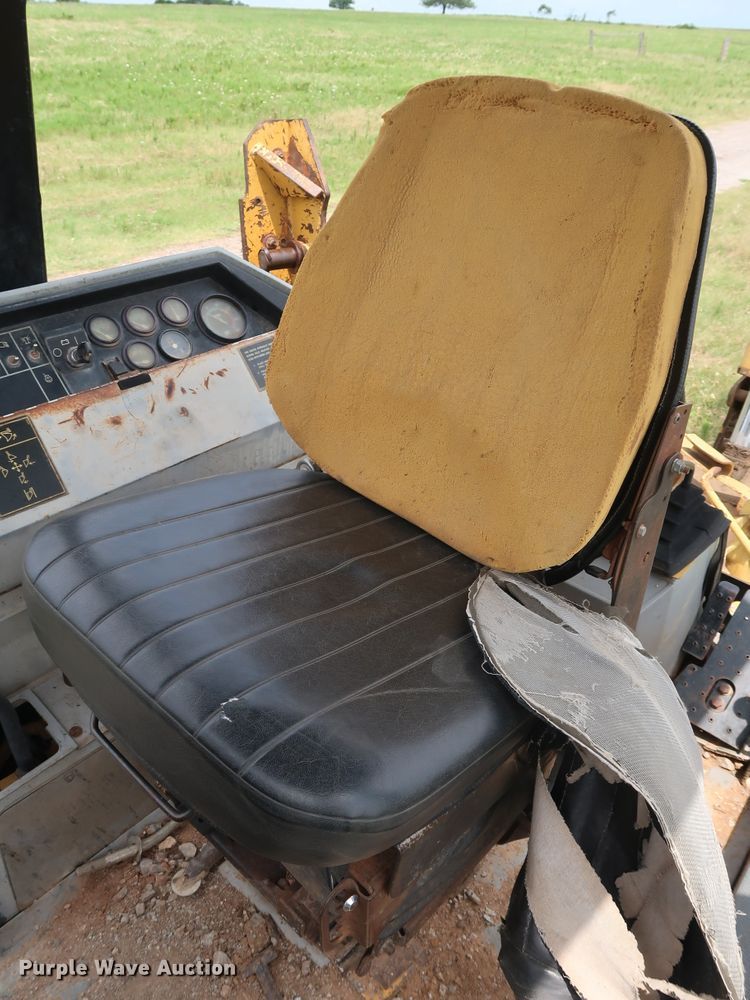 image for item DG3493 1995 Caterpillar 446B backhoe