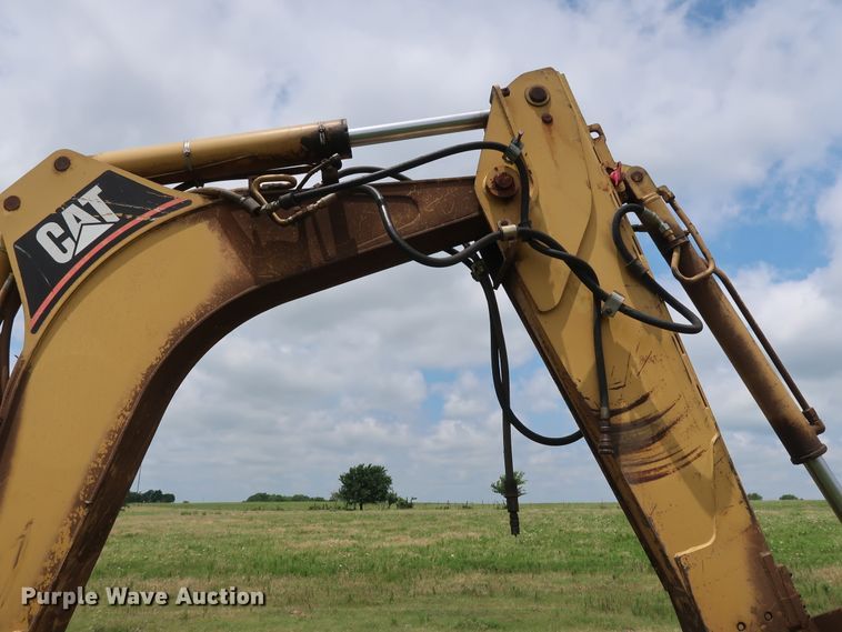 image for item DG3493 1995 Caterpillar 446B backhoe