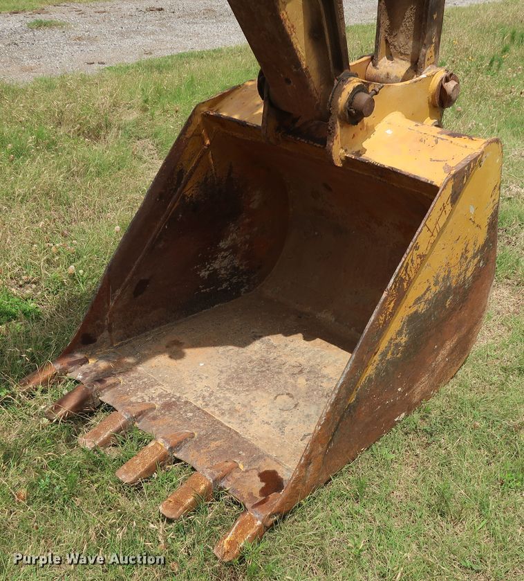 image for item DG3493 1995 Caterpillar 446B backhoe