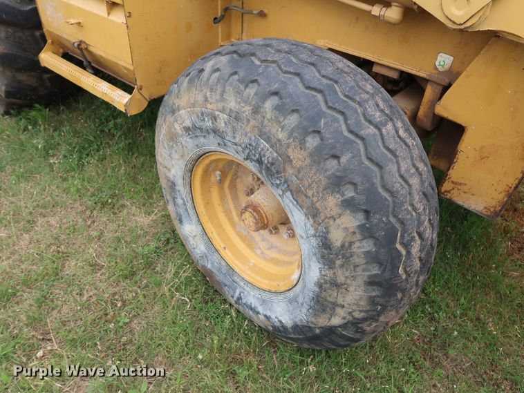 image for item DG3493 1995 Caterpillar 446B backhoe