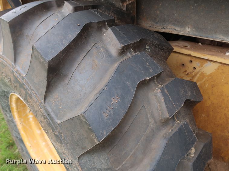 image for item DG3493 1995 Caterpillar 446B backhoe