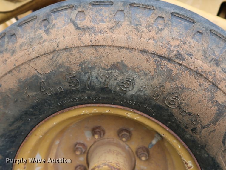 image for item DG3493 1995 Caterpillar 446B backhoe