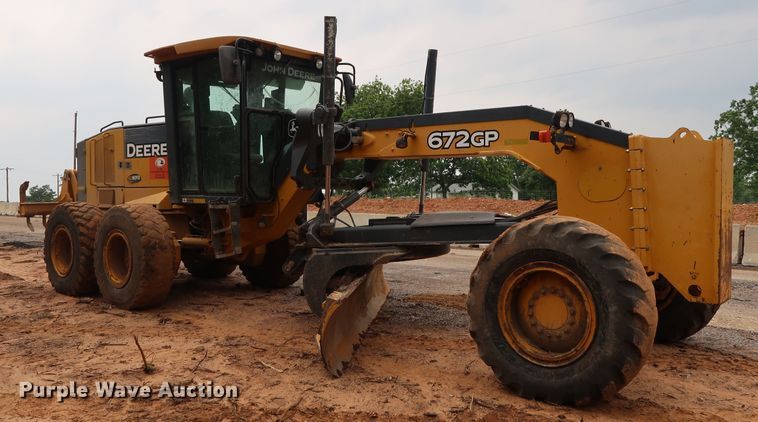 image for item DG3494 2011 John Deere 672GP motor grader