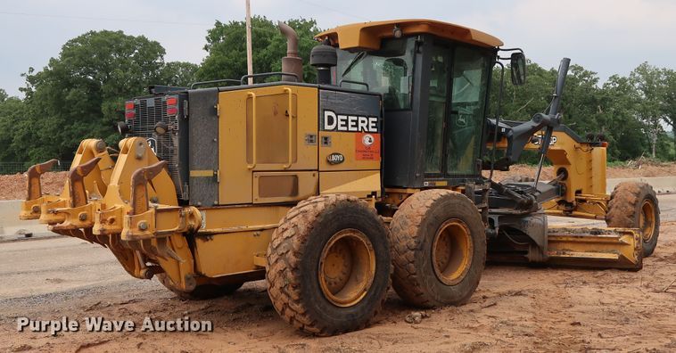image for item DG3494 2011 John Deere 672GP motor grader