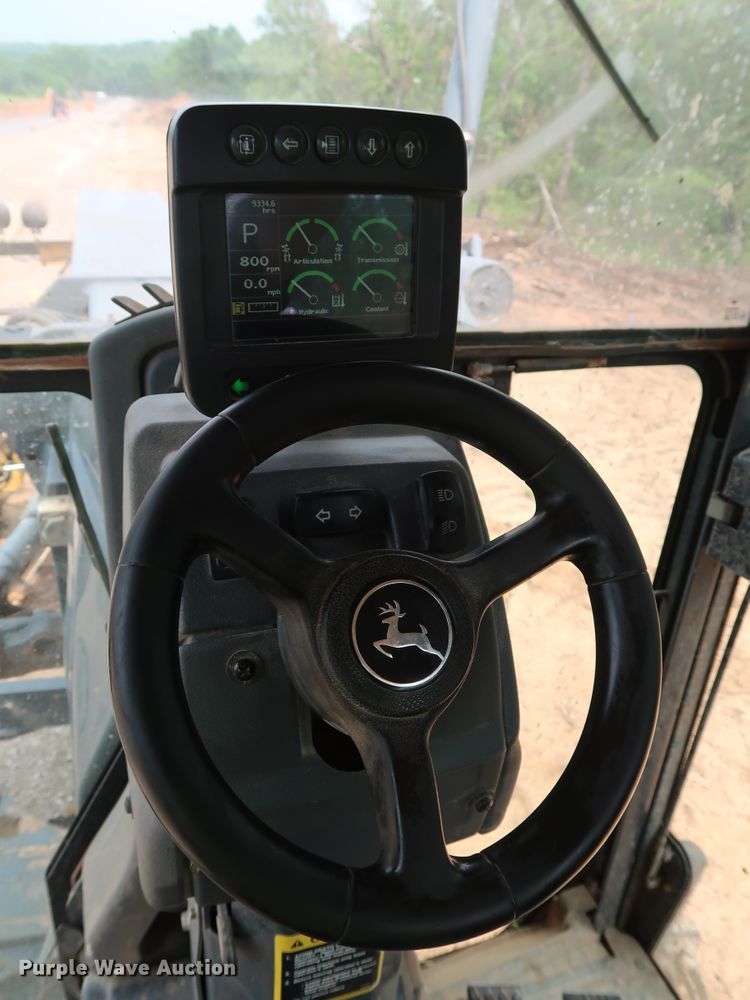 image for item DG3494 2011 John Deere 672GP motor grader