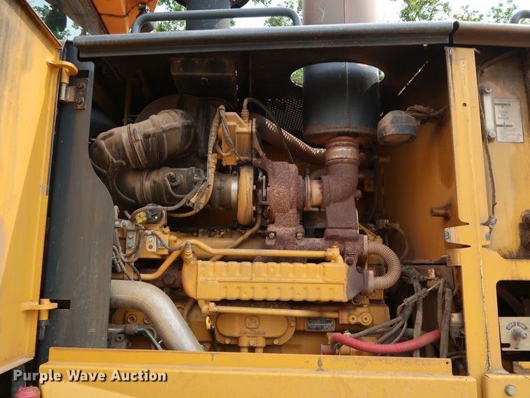 image for item DG3494 2011 John Deere 672GP motor grader