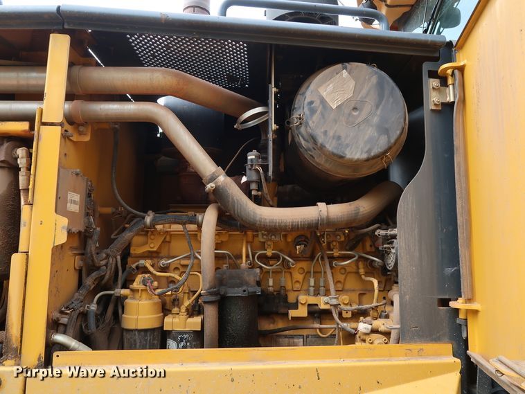 image for item DG3494 2011 John Deere 672GP motor grader