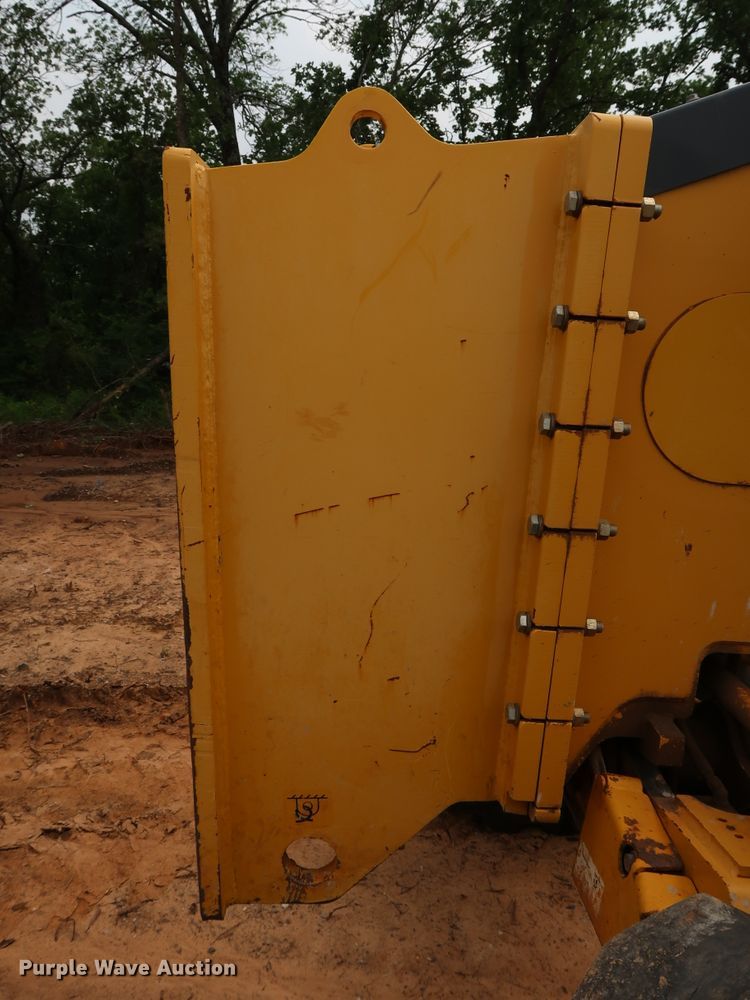 image for item DG3494 2011 John Deere 672GP motor grader