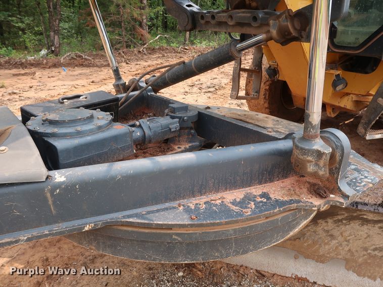 image for item DG3494 2011 John Deere 672GP motor grader