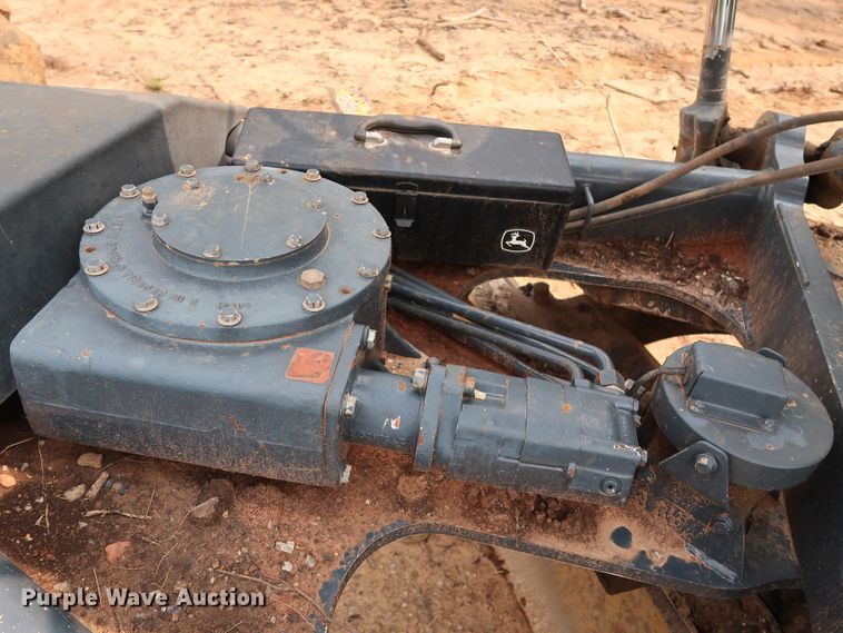 image for item DG3494 2011 John Deere 672GP motor grader