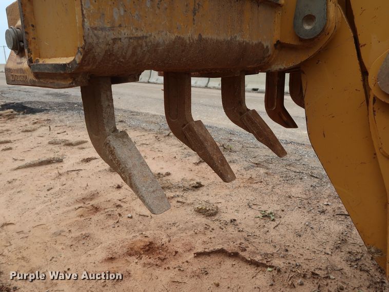 image for item DG3494 2011 John Deere 672GP motor grader