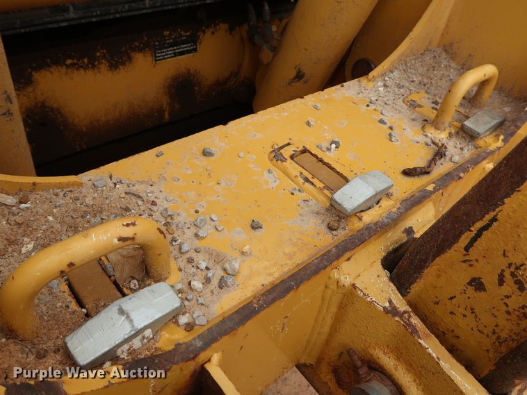 image for item DG3494 2011 John Deere 672GP motor grader