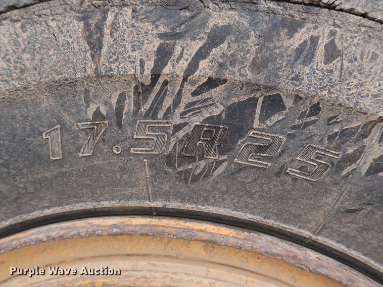 image for item DG3494 2011 John Deere 672GP motor grader