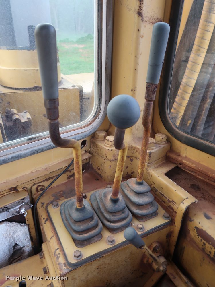 image for item DG3496 1978 Caterpillar 633D elevating scraper