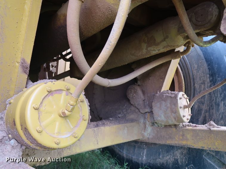 image for item DG3496 1978 Caterpillar 633D elevating scraper