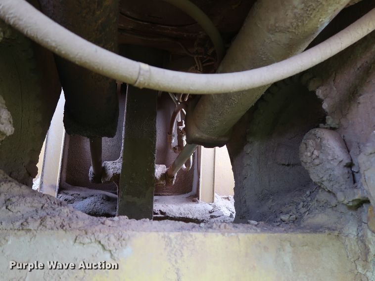 image for item DG3496 1978 Caterpillar 633D elevating scraper