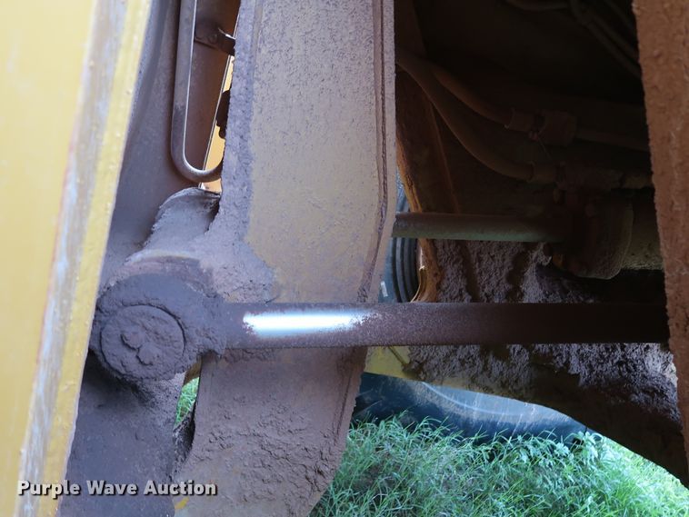 image for item DG3496 1978 Caterpillar 633D elevating scraper