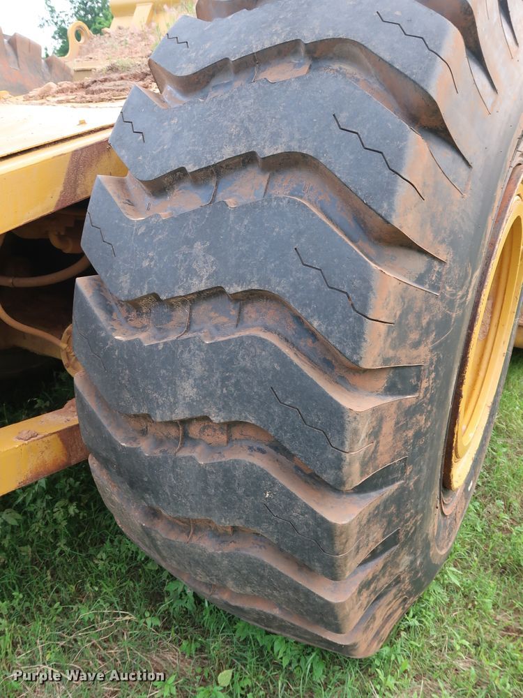 image for item DG3496 1978 Caterpillar 633D elevating scraper