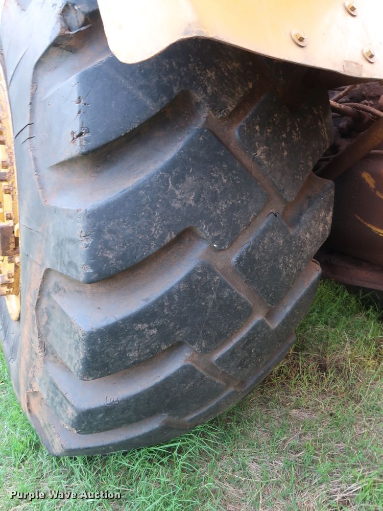 image for item DG3496 1978 Caterpillar 633D elevating scraper