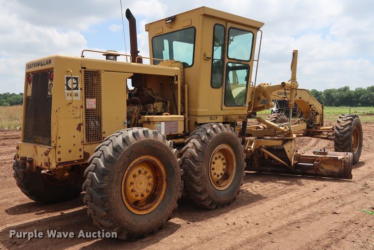 image for item DG4013 1982 Caterpillar 12G motor grader